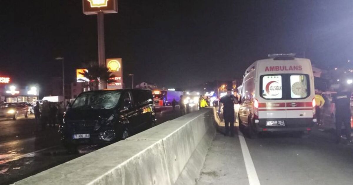 Yalova’da minibüsün çarptığı 2 kişi öldü