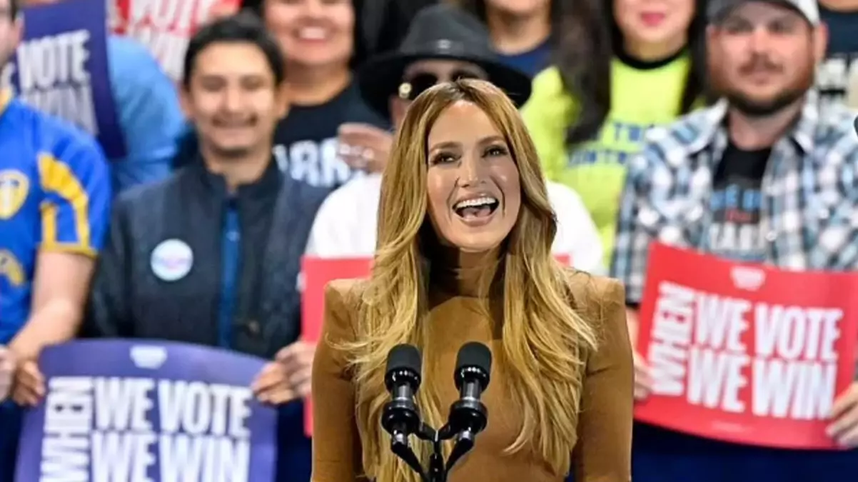 Jennifer Lopez Trump’a sert çıktı: ”Bu topraklar hepimizin”