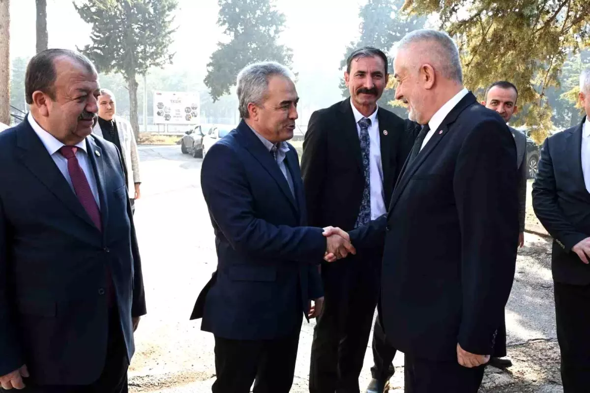 Başkan Başdeğirmen: “Birlik ve beraberlikle sorunları çözüyoruz”