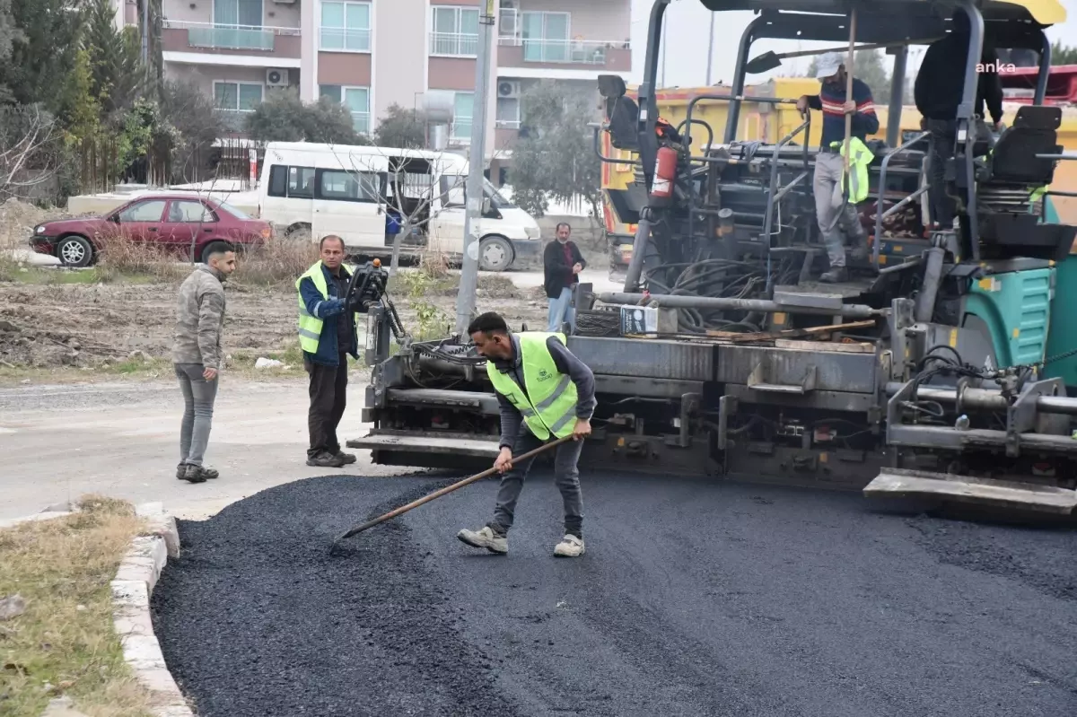 Ceyhan’da Asfalt Çalışmaları Devam Ediyor