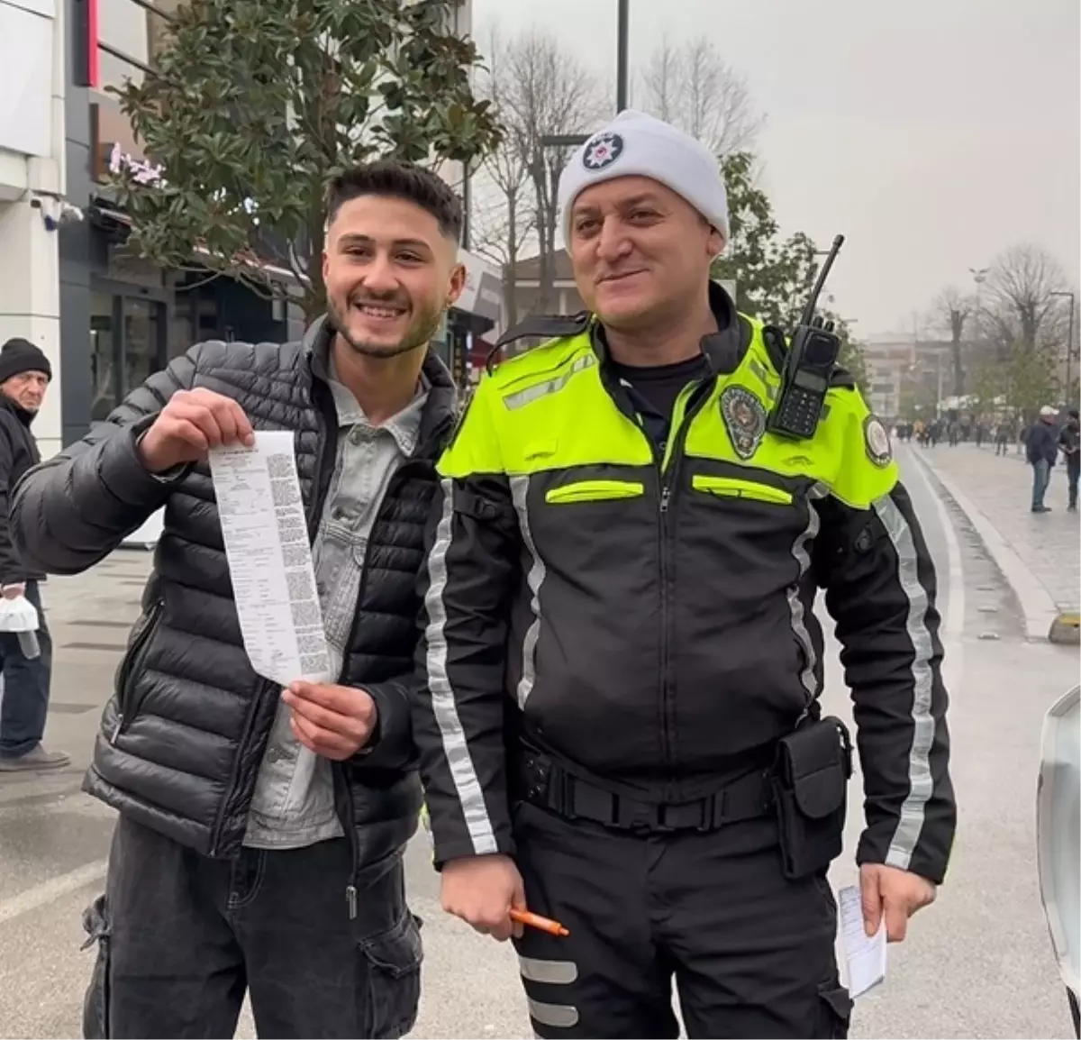 Düzce’de Motosikletlere Ceza Yağdı: 16 Sürücüye Toplamda 15 Bin 888 Lira Cezai İşlem