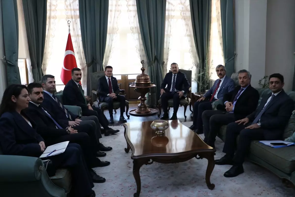 Milletvekilleri Kilis’te Suriyelilerin Geri Dönüşünü İnceledi